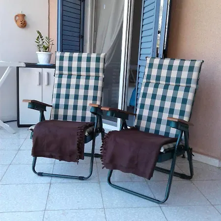 Lägenhet Paradise Gardens With A Large Terrace Paphos